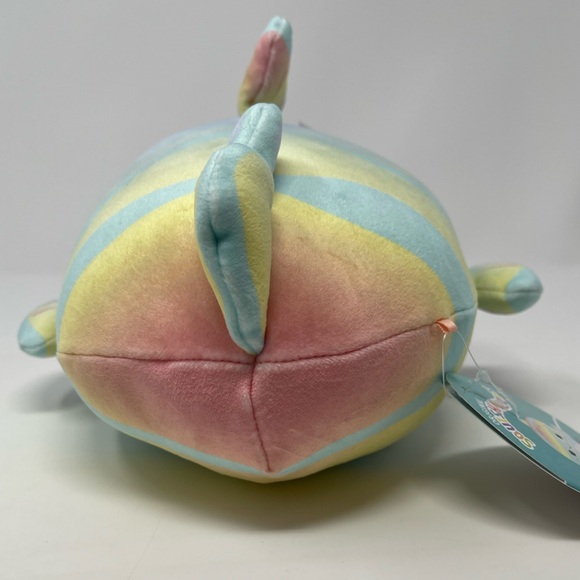 SQUISHMALLOW: ‘Canda’ the Fish Plush/Stuffed Animal. NEW with Tags - Picture 5 of 11
